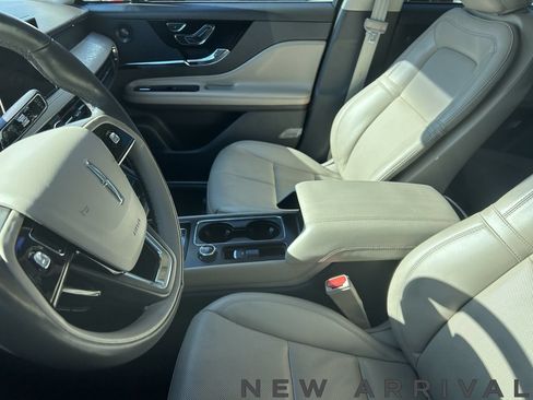 Used 2022 Lincoln Corsair Reserve w/ Equipment Group 201A AWD/4WD image 11