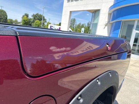 Used 2017 RAM 1500 Laramie AWD/4WD image 15