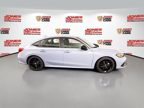 Used 2023 Honda Civic Sport image 16