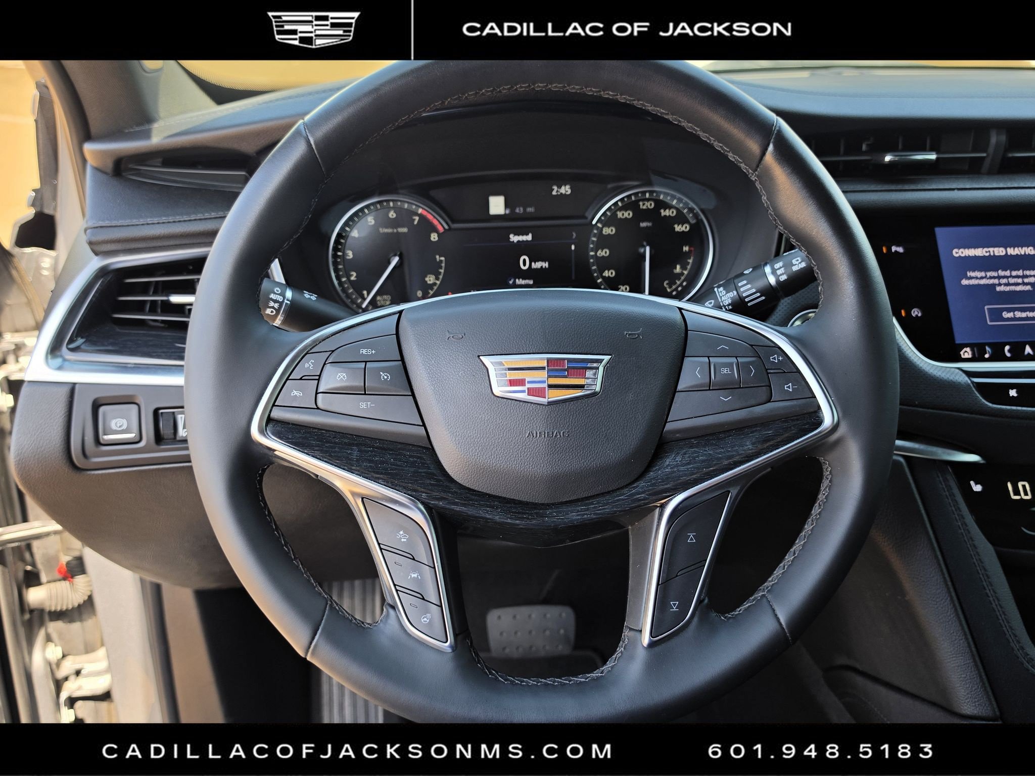 Certified 2025 Cadillac XT5 Premium Luxury FWD image 38