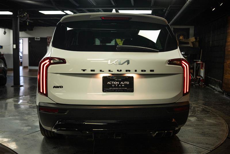 Used 2022 Kia Telluride SX w/ SX Prestige Package AWD/4WD image 6