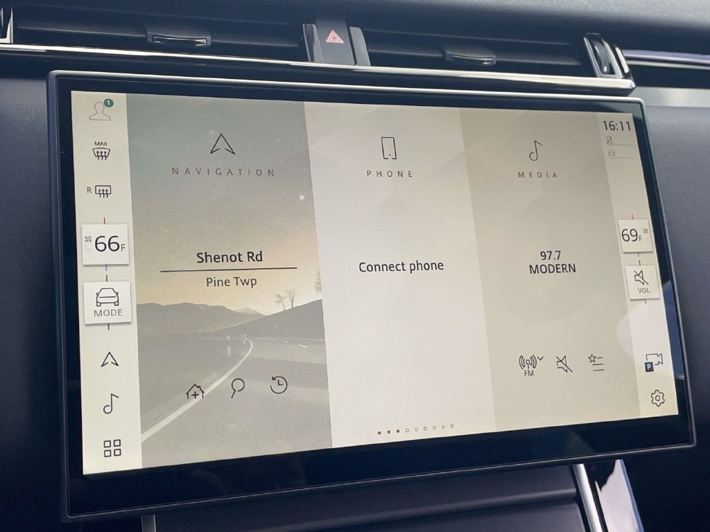 New 2026 Land Rover Range Rover Velar S AWD/4WD image 23