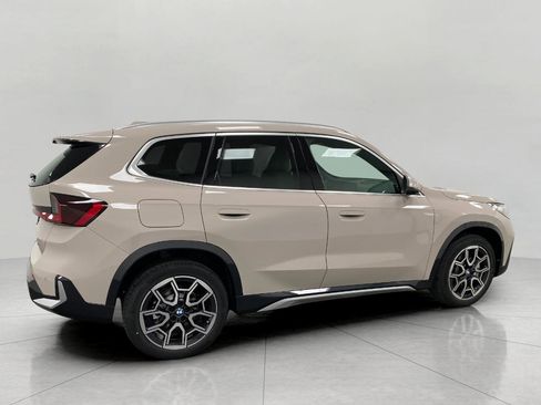 New 2026 BMW X1 xDrive28i w/ Technology Package AWD/4WD image 2