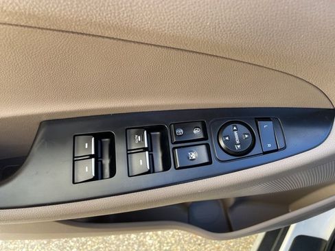 Used 2021 Hyundai Tucson Ultimate image 16