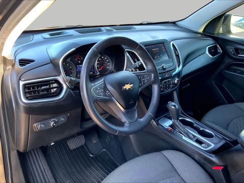 Used 2020 Chevrolet Equinox LT FWD image 18