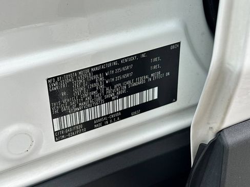Certified 2024 Toyota RAV4 LE AWD/4WD image 26