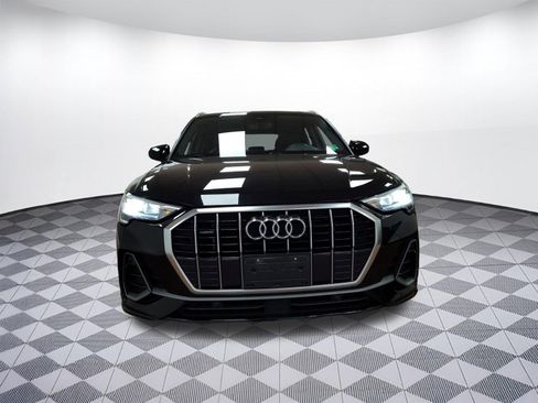 Used 2021 Audi Q3 2.0T Premium w/ Convenience Package image 5