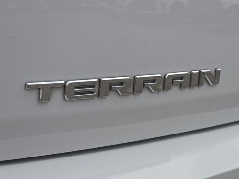 Used 2018 GMC Terrain SLT w/ Preferred Package FWD image 11