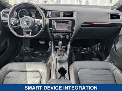 Used 2017 Volkswagen Jetta GLI FWD image 15
