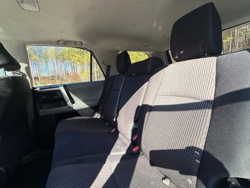Used 2013 Toyota 4Runner Limited RWD image 18