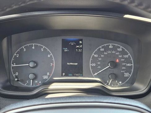 Used 2023 Toyota Corolla SE FWD image 11