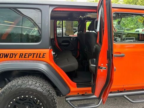 Used 2019 Jeep Wrangler Unlimited Sport S AWD/4WD image 25