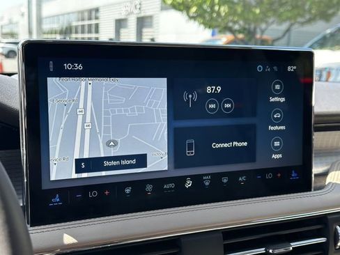 Certified 2024 Lincoln Corsair AWD w/ Equipment Group 101A image 21