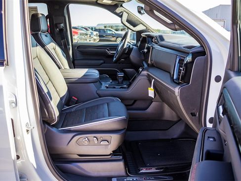 New 2025 GMC Sierra 1500 AT4X image 17