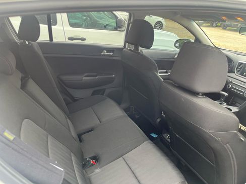 Used 2022 Kia Sportage LX AWD/4WD image 13