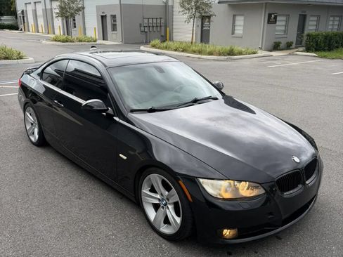 Used 2009 BMW 335i Coupe w/ Premium Pkg RWD image 4
