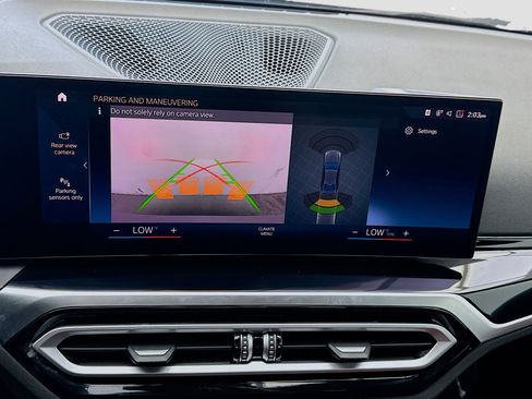 Used 2023 BMW 330e xDrive w/ Premium Package image 10