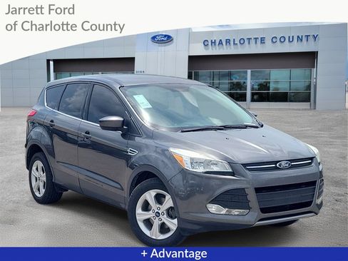 Used 2016 Ford Escape SE FWD image 1