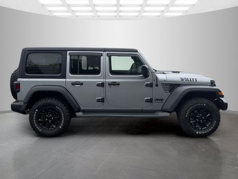 Used 2021 Jeep Wrangler Unlimited Sport AWD/4WD image 6