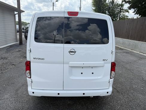Used 2021 Nissan NV200 SV w/ Back Door Glass Package image 26