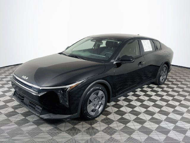 Used 2025 Kia K4 FWD image 4
