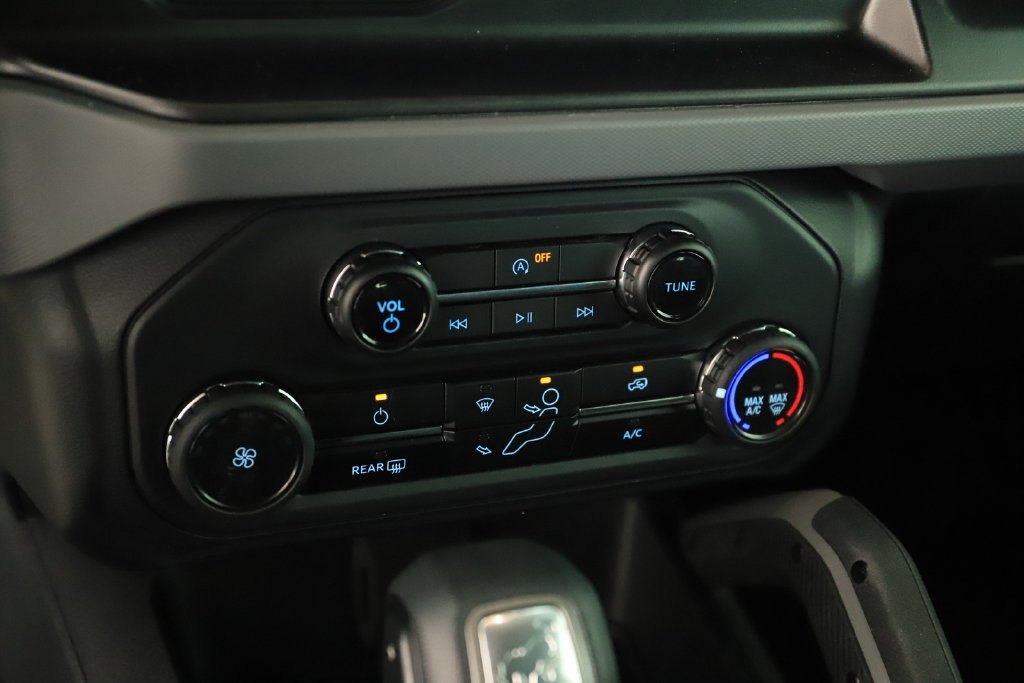 Used 2023 Ford Bronco 2-Door AWD/4WD image 24