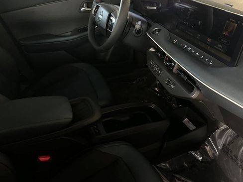 New 2026 Nissan Leaf SV+ w/ Floor Mat Package (SV+) image 19