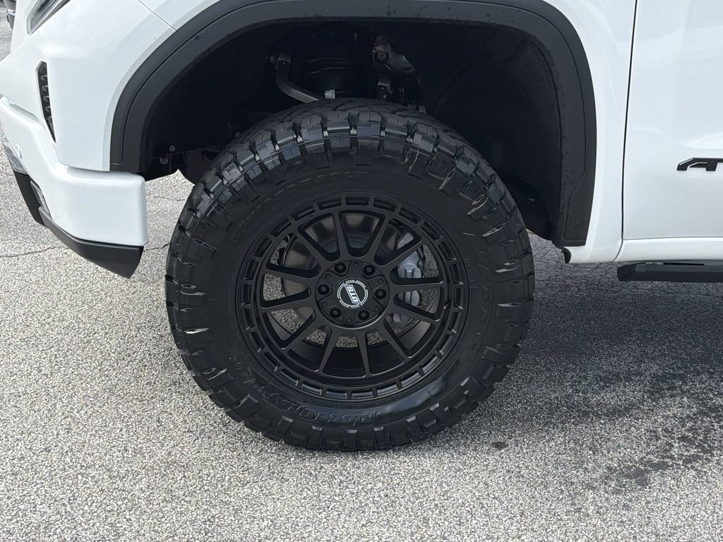 New 2026 GMC Sierra 1500 AT4 w/ Technology Package AWD/4WD image 32