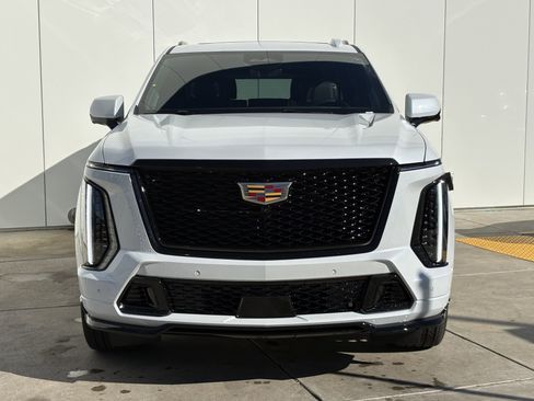 New 2026 Cadillac Escalade ESV V image 1