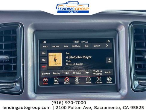 Used 2022 Dodge Challenger SXT RWD image 13