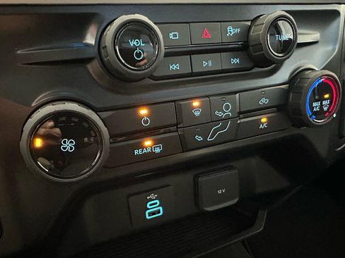New 2026 Ford F250 XL w/ STX Appearance Package AWD/4WD image 31
