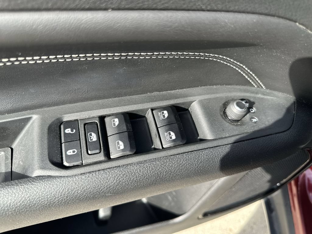 Used 2022 Jeep Compass Latitude w/ Convenience Group AWD/4WD image 22