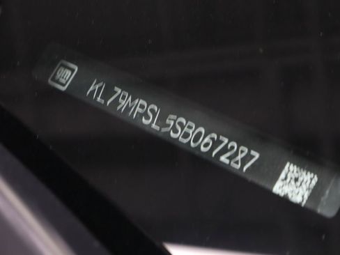 Used 2025 Chevrolet TrailBlazer LT w/ LT Cold Weather Package FWD image 34