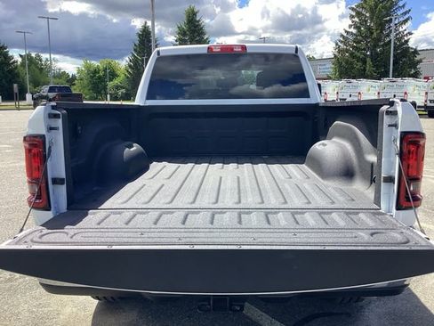 New 2026 RAM 3500 Tradesman AWD/4WD image 18