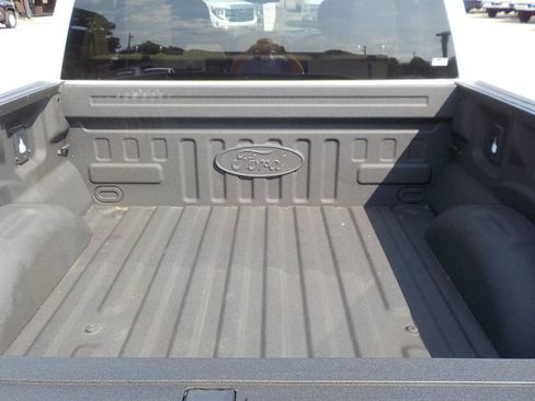 Used 2018 Ford F150 XLT w/ Equipment Group 302A Luxury AWD/4WD image 5