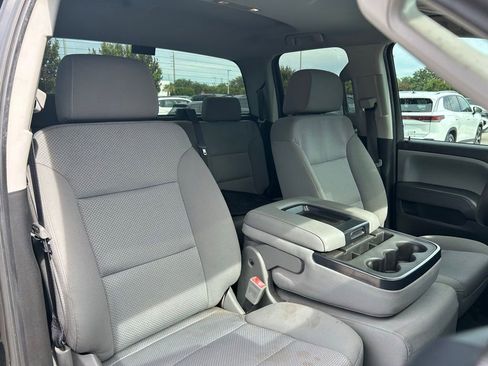Used 2019 Chevrolet Silverado 1500 Custom w/ Custom Convenience Package AWD/4WD image 37