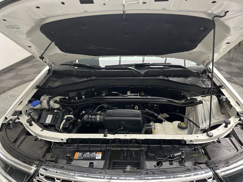 Used 2023 Ford Explorer Limited w/ Limited Technology Package image 33