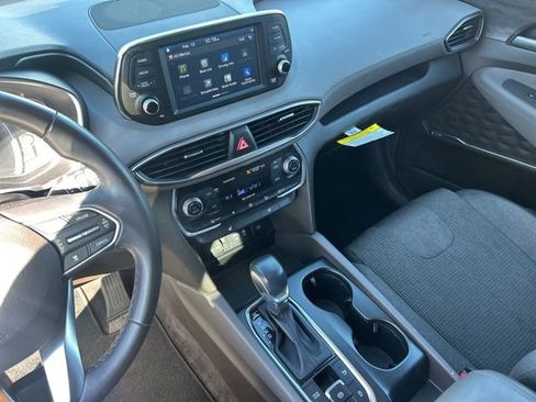 Used 2020 Hyundai Santa Fe SEL w/ Convenience Package image 28