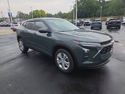 Used 2025 Chevrolet Trax LS