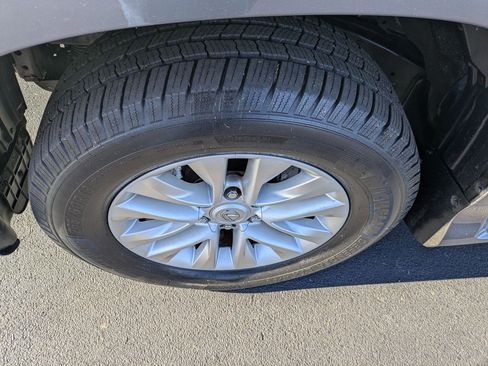 Used 2016 Lexus GX 460 image 9