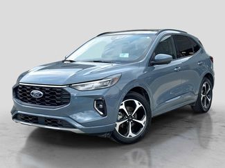 Used 2023 Ford Escape ST-Line Elite w/ Premium Technology Package AWD/4WD video 1