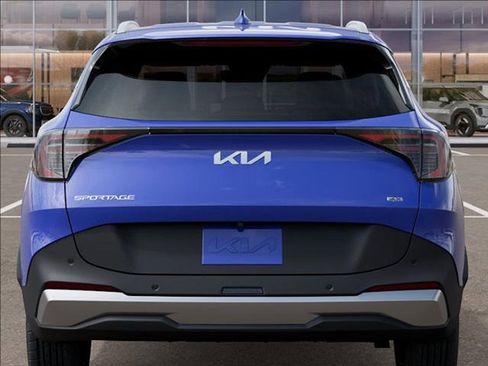 New 2026 Kia Sportage EX image 13