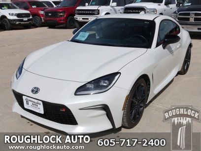 Used 2025 Toyota GR86 Premium w/ ALL Weather Mat Package (TMS)