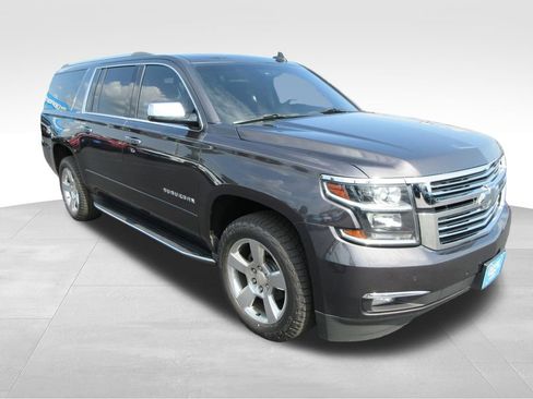 Certified 2017 Chevrolet Suburban Premier AWD/4WD image 7