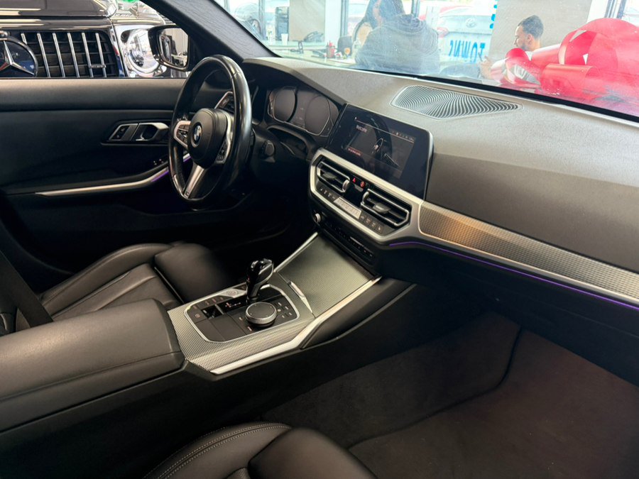 Used 2022 BMW 330i Sedan w/ M Sport Package RWD image 42
