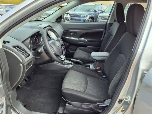 Used 2020 Mitsubishi Outlander Sport SE image 12