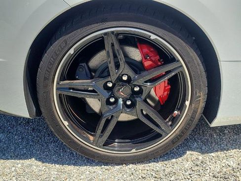 Used 2023 Chevrolet Corvette Stingray Preferred Cpe w/ Z51 Performance Package RWD image 9