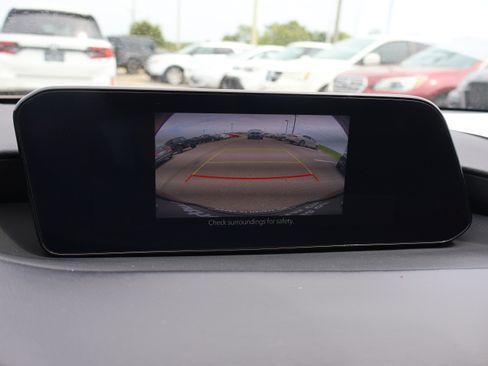 Used 2025 MAZDA MAZDA3 s FWD image 32