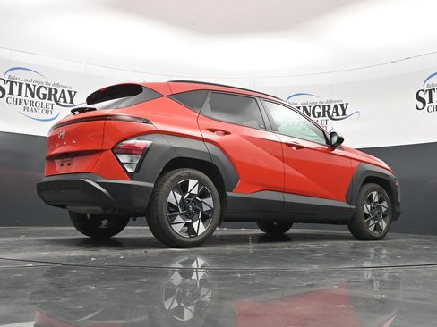 Used 2025 Hyundai Kona SEL FWD image 32