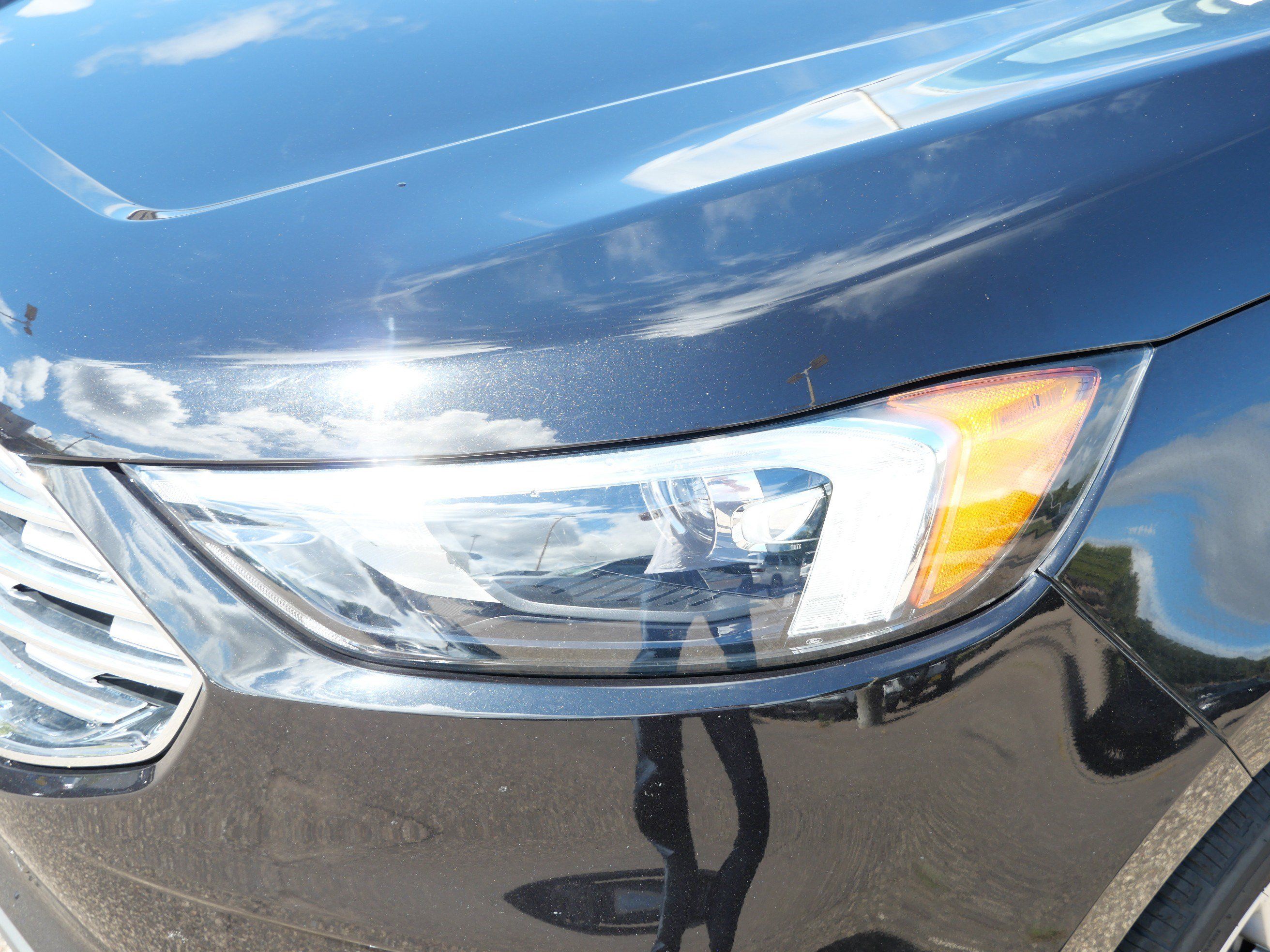 Certified 2024 Ford Edge Titanium AWD/4WD image 16